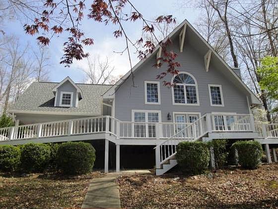 1st image of 399 Daine Dr