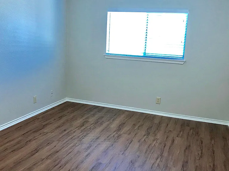 9502 Fulwood Trl — Photo 11