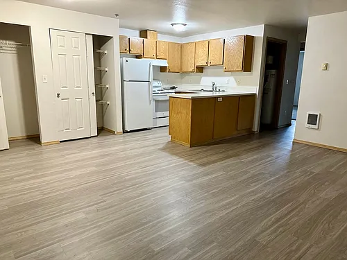 Westwood Park Apartments Photo 1