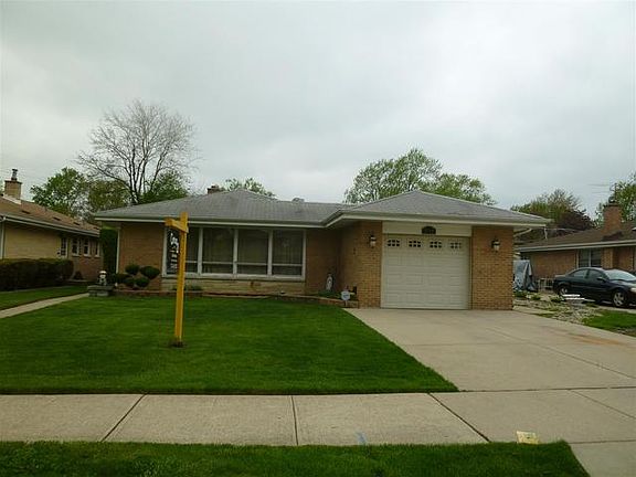2nd image of 9220 N Odell Ave