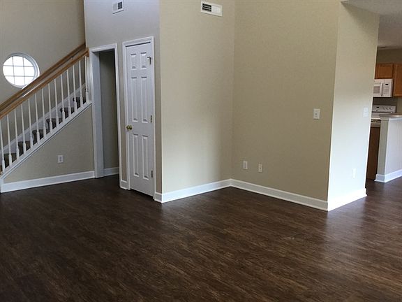 4th image of 7626 Shiny Meadow Ln