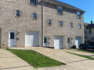 288-298 2nd St #296, Pitcairn, PA 15140