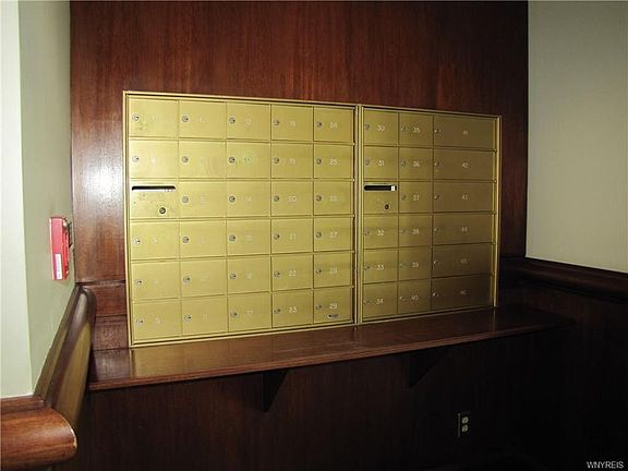 4th image of 600 Main St Unit 802