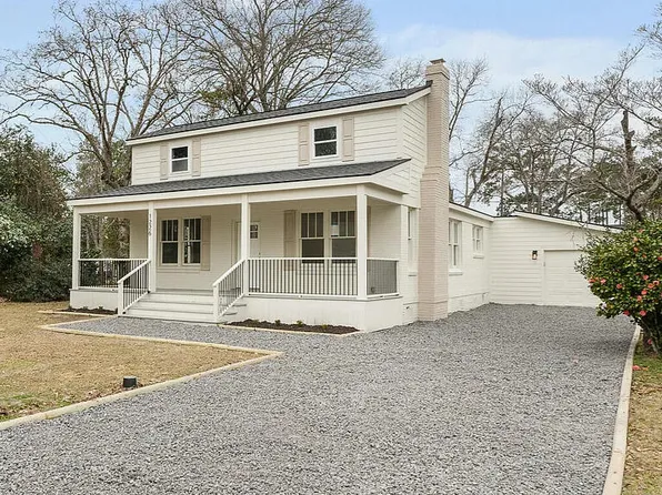 1226 Pickens St, Hanahan, SC 29410