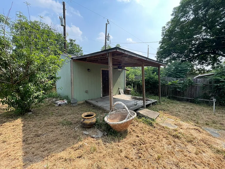 510 Avant Ave — Photo 12