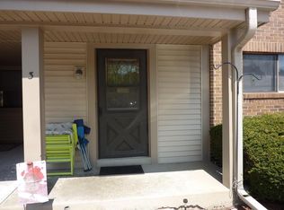 5740 Cambridge Ln, Racine, WI 53406