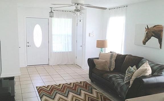 Beautiful new fresh paint, baseboards, front door with beveled glass! This is a move-in ready home. 