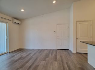 4611 Commerce St #104, Temple, PA 19560