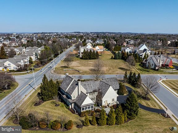 4th image of 902 Bent Creek Dr