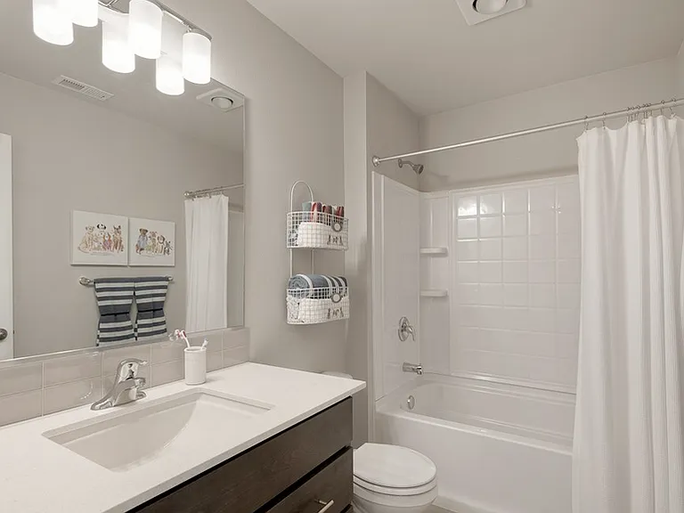 1621 Seattle Hill Rd #BB5 — Photo 4