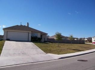 536 Goldenrod St, Kyle, TX 78640