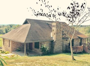 24247 Farm Road 2120, Aurora, MO 65605