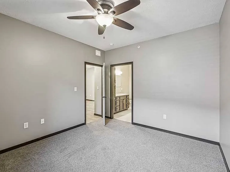 North Pointe Villas — Photo 292