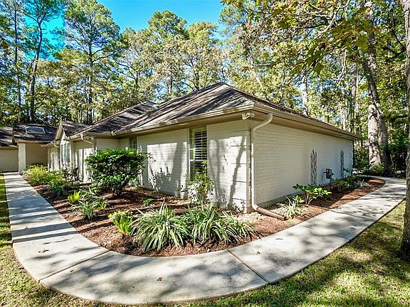 4th image of 2615 Kings Forest Dr
