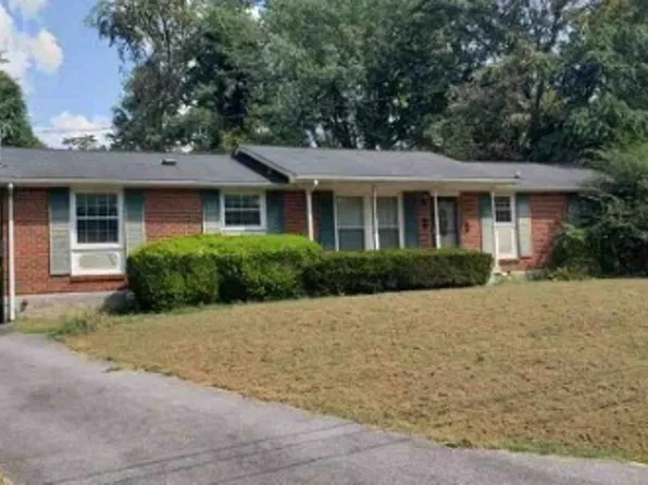 7018 Bonnalake Dr, Hermitage, TN 37076