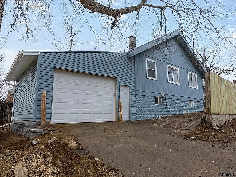 4413 Sprague St — Photo 17