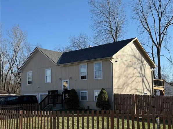 8953 Ann Ave, Kansas City, KS 66112