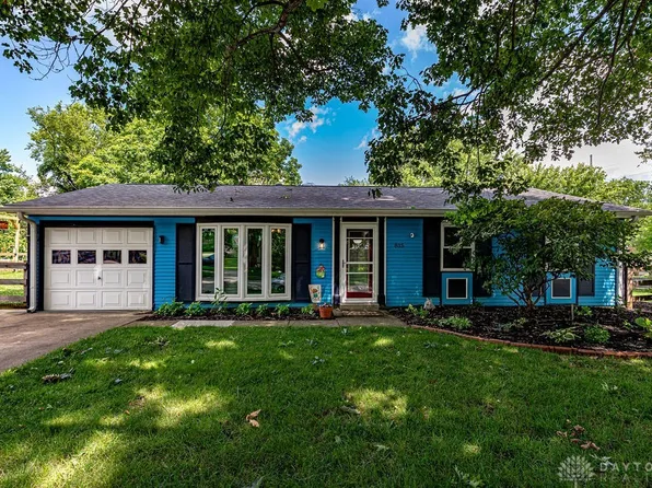 815 Erin Dr, Oxford, OH 45056