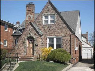 16623 25th Ave, Whitestone, NY 11357