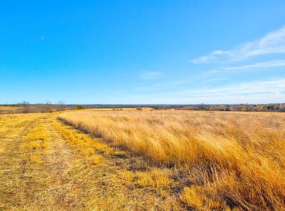 5th image of 7133 E Us Highway 377