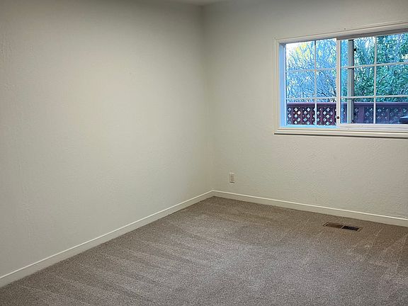3rd image of 3542 Oak Knoll Dr #1