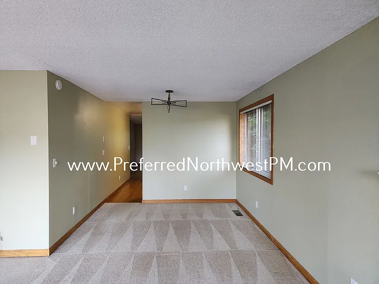 3745 Potter St — Photo 5