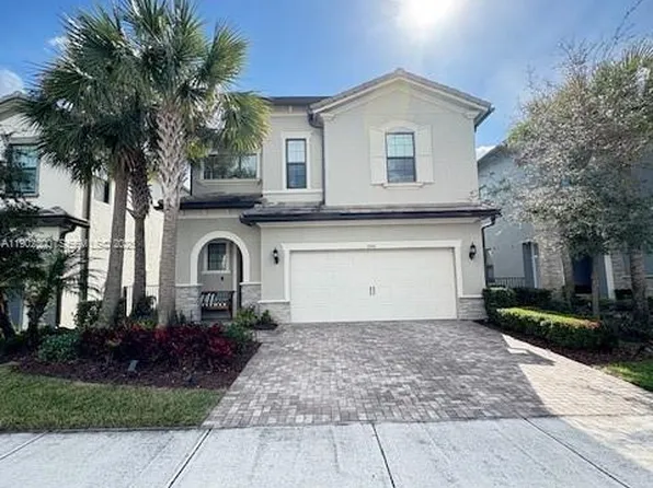 2434 Primrose Pl, Oakland Park, FL 33309