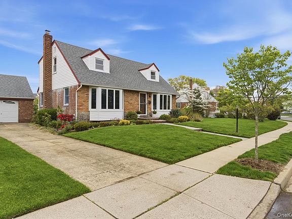 5th image of 34 Park Circle W
