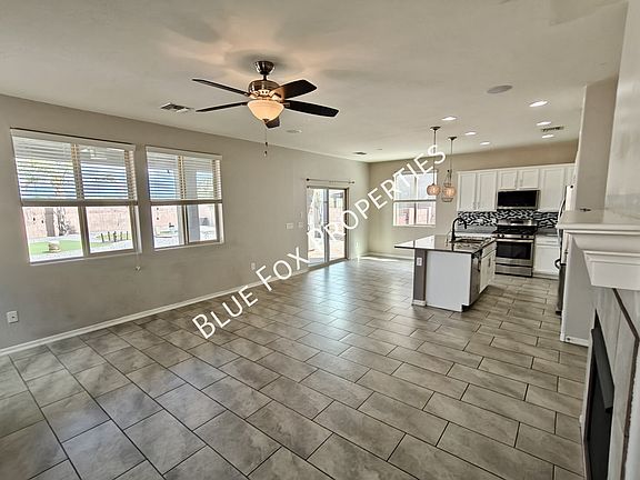 5th image of 8079 S Dolphin Way