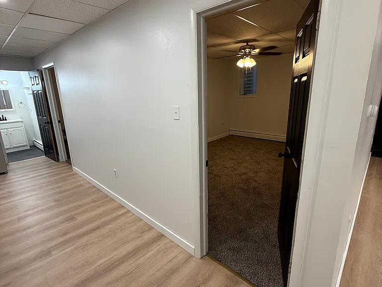 400 N Main St #7 — Photo 6