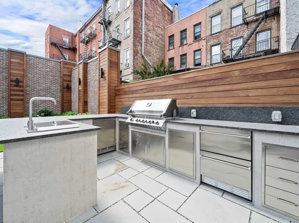 209 6th Street image 44 of 50