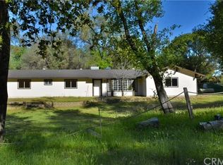 39296 Washburn Ln, Oakhurst, CA