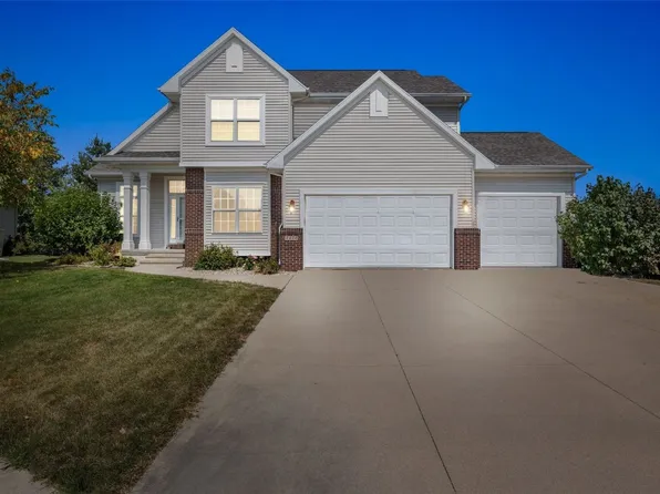 4420 Spring Meadow Pl NE, Cedar Rapids, IA 52411