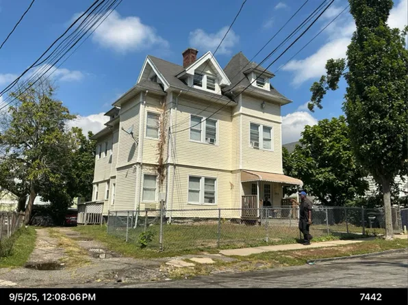 Vine St 145