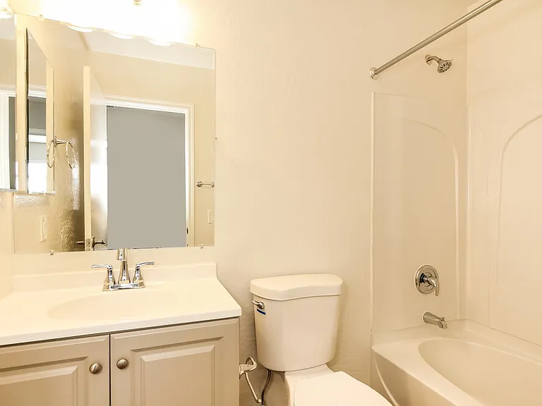 16245 W Calavar Rd — Photo 17
