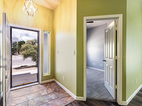 5th image of 1333 Reynosa Loop SE