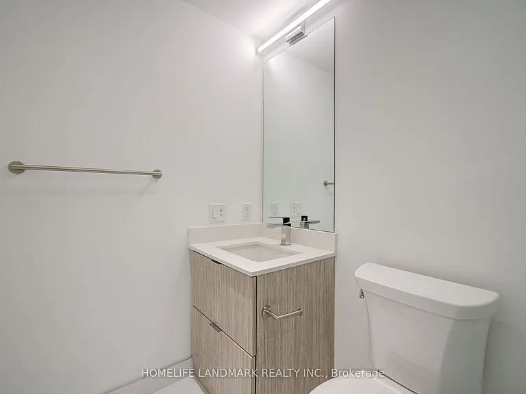 395 Bloor St E #2302 — Photo 21
