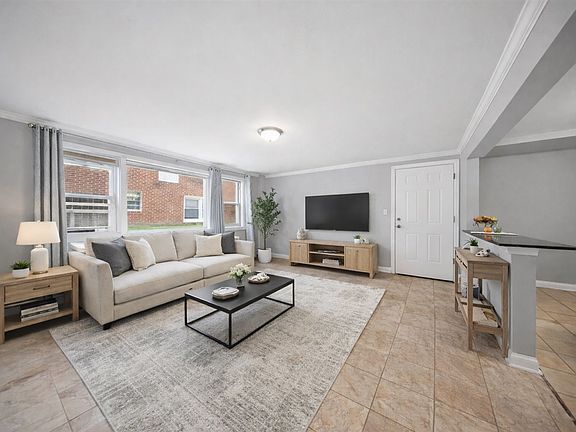 4th image of 10105 Hartford Ct APT Gb