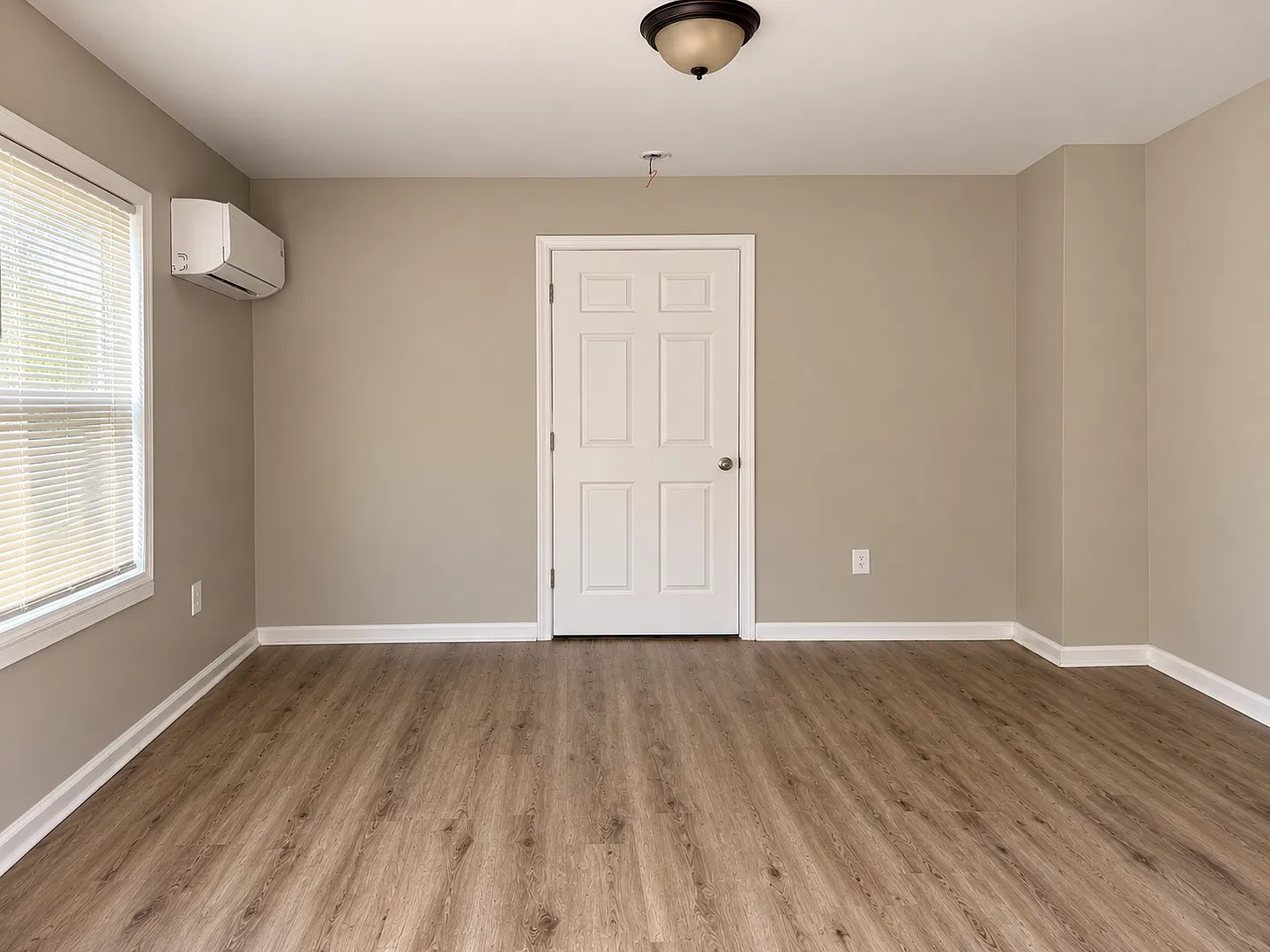 817 Corn Ave — Photo 3