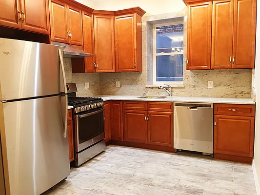 Rented by NY Space Finders Inc. | media 9