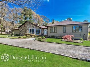 5 Indian Hill Ct, Dix Hills, NY 11746