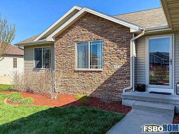 4th image of 531 E Southside Dr