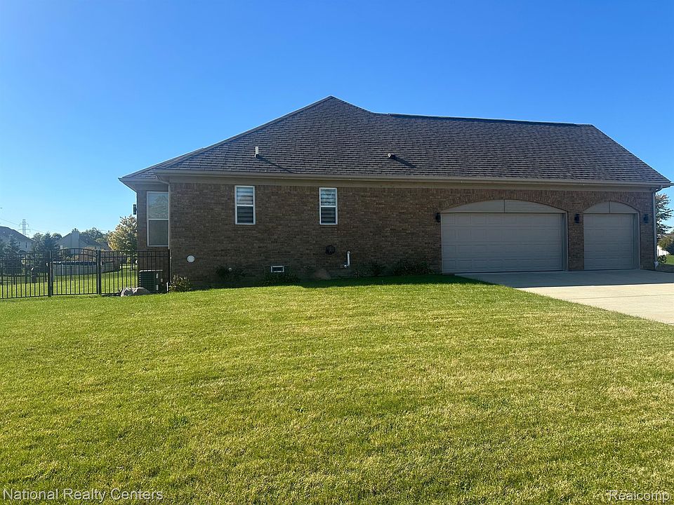 1st image of 27229 Jessica Ln N