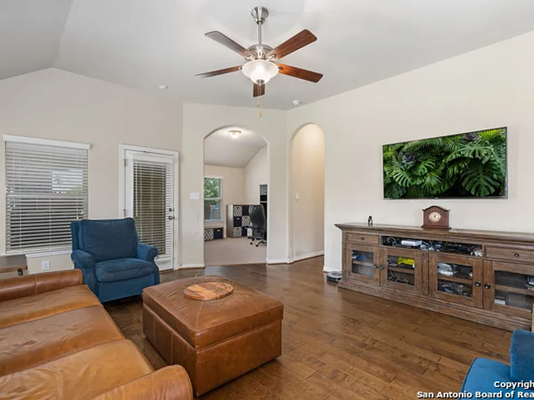 5303 Azalea Fern — Photo 18