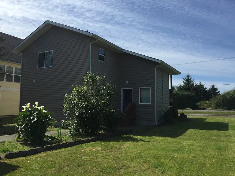 Ocean Shores Blvd SW — Photo 2