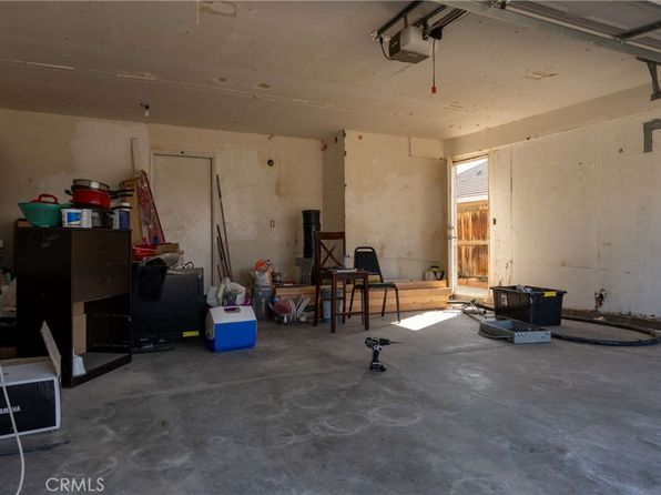 14213 High Point Ct, Adelanto, CA 92301