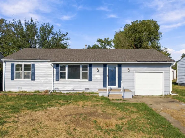 906 N Birch St, Owasso, OK 74055