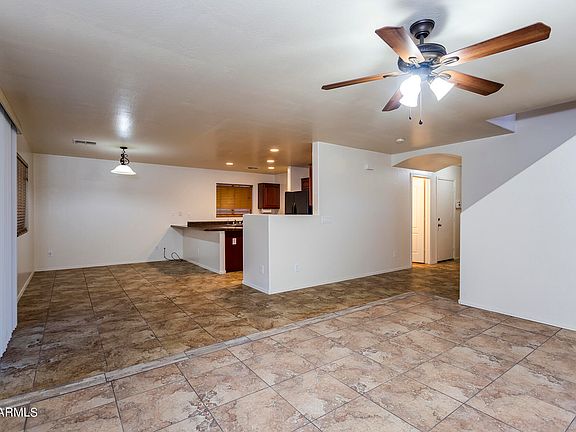 5th image of 2244 W Pinkley Ave