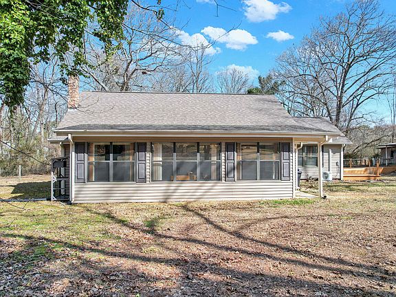 2nd image of 406 Payne Ln