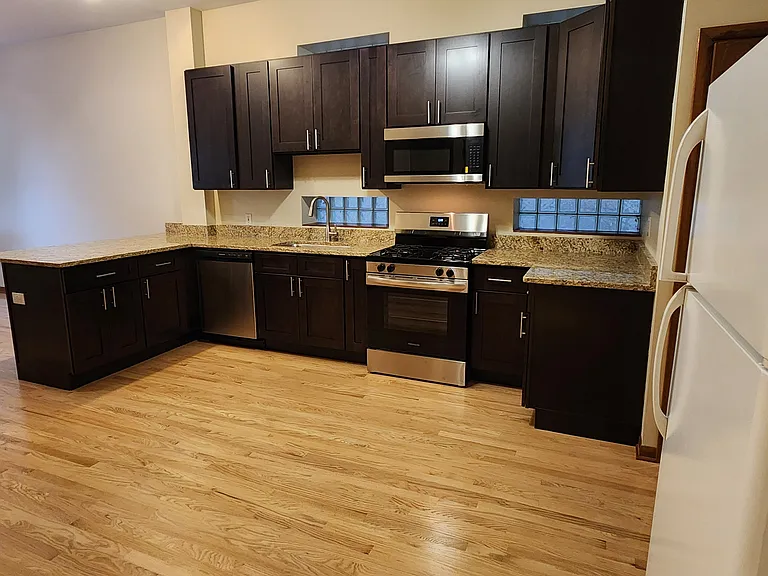 1436 N Paulina St #1F — Photo 4